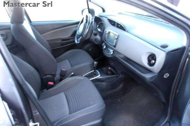 TOYOTA Yaris Yaris III 5p 1.5h Business (Finanziabile)-GB479GZ