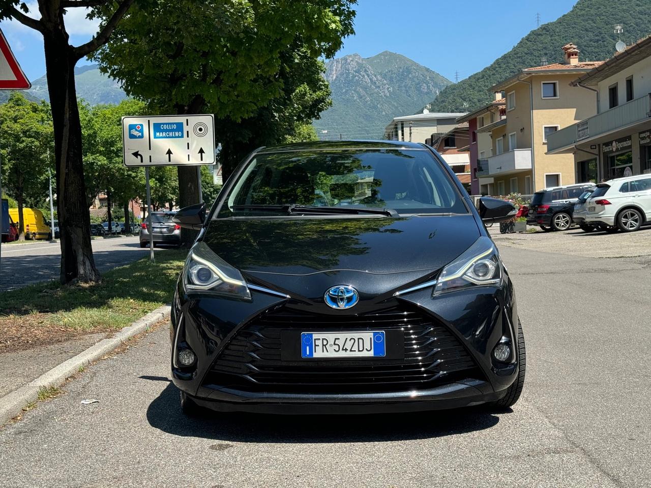 Toyota Yaris 1.5 Hybrid 5 porte - NEOPATENTATI