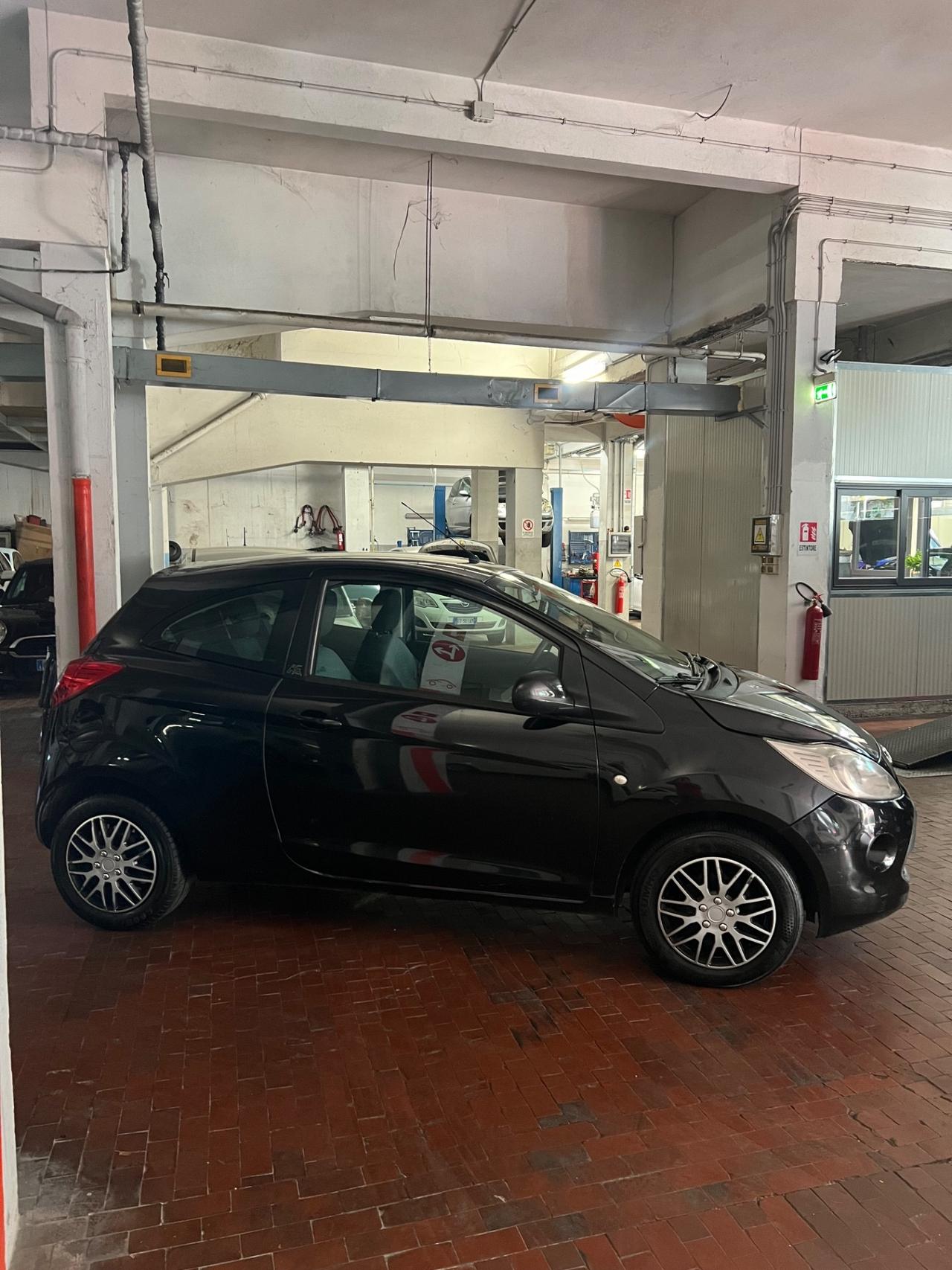 Ford Ka 1.2 8V 69CV (E5)Titanium