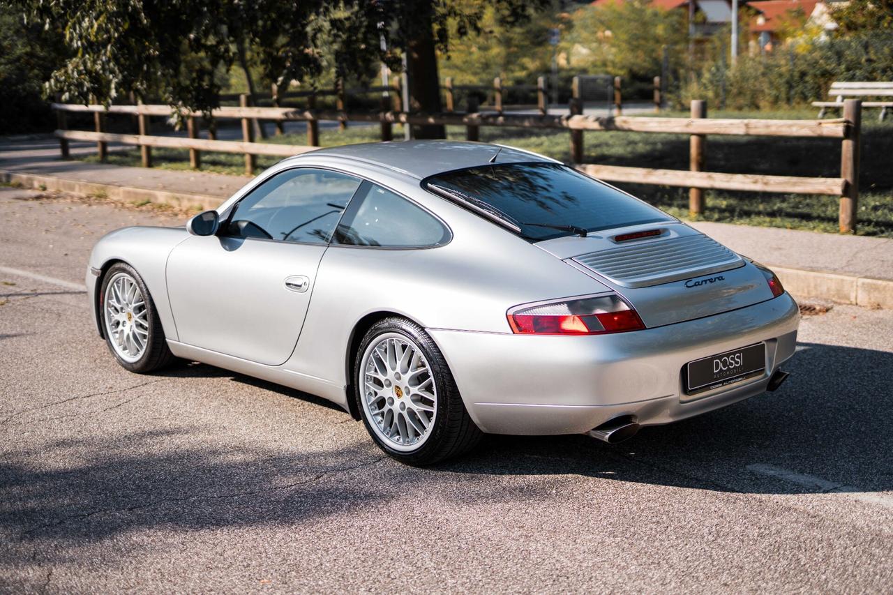 Porsche 911 Carrera cat Coupé