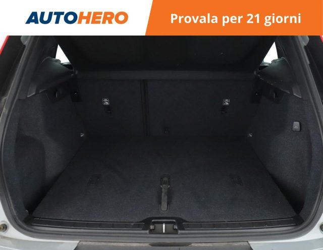 VOLVO XC40 B3 automatico Essential