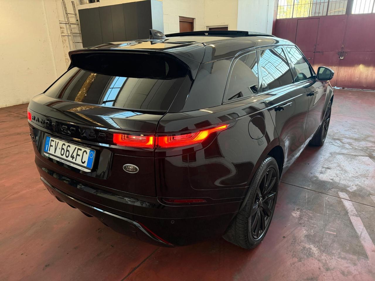 Land Rover Range Velar 2.0D I4 240 CV R-Dynamic HSE