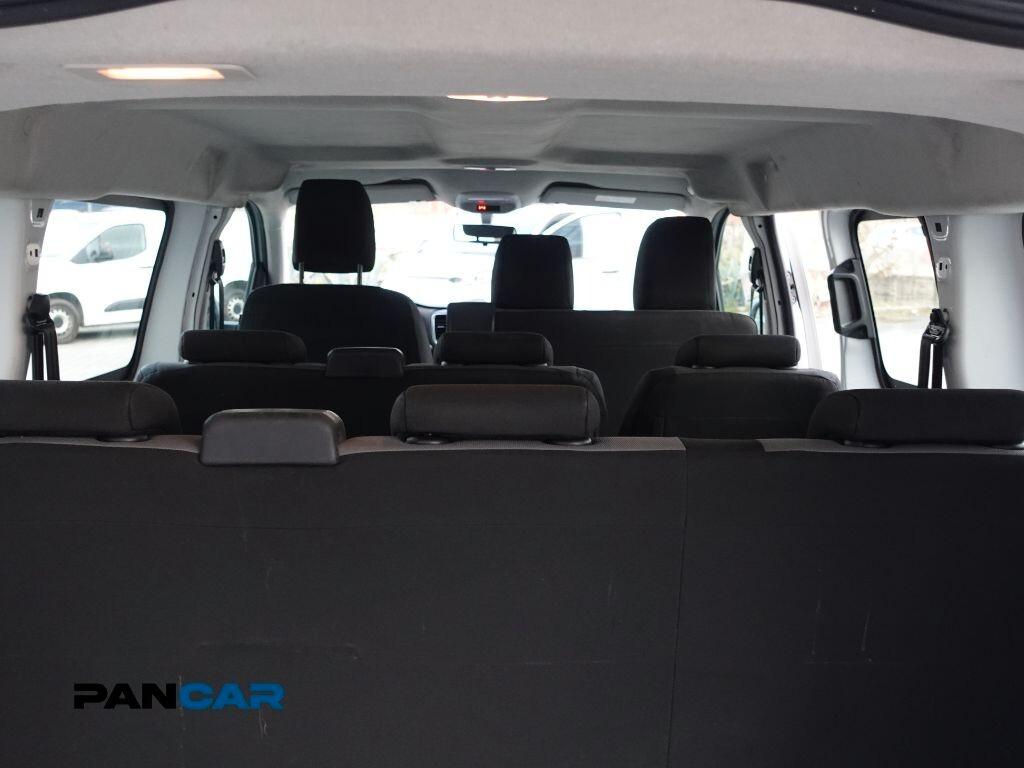 Peugeot Expert BlueHDi 120cv Combi 9 POSTI iva Esclusa