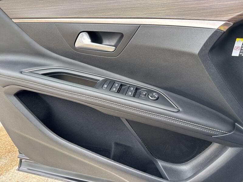 Peugeot 3008 3008 1.5 bluehdi GT s&s 130cv eat8