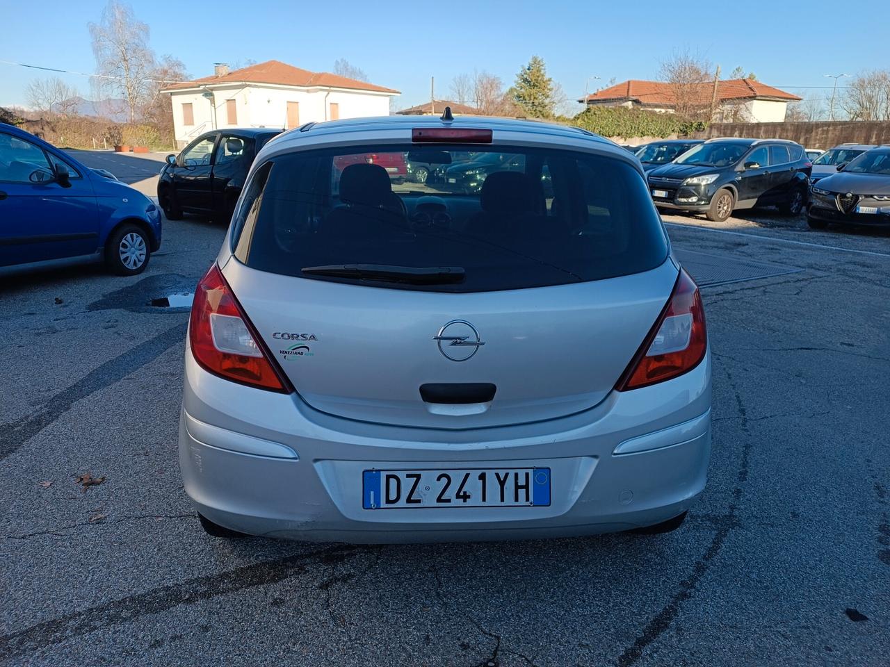 Opel Corsa 1.2 5 porte Enjoy