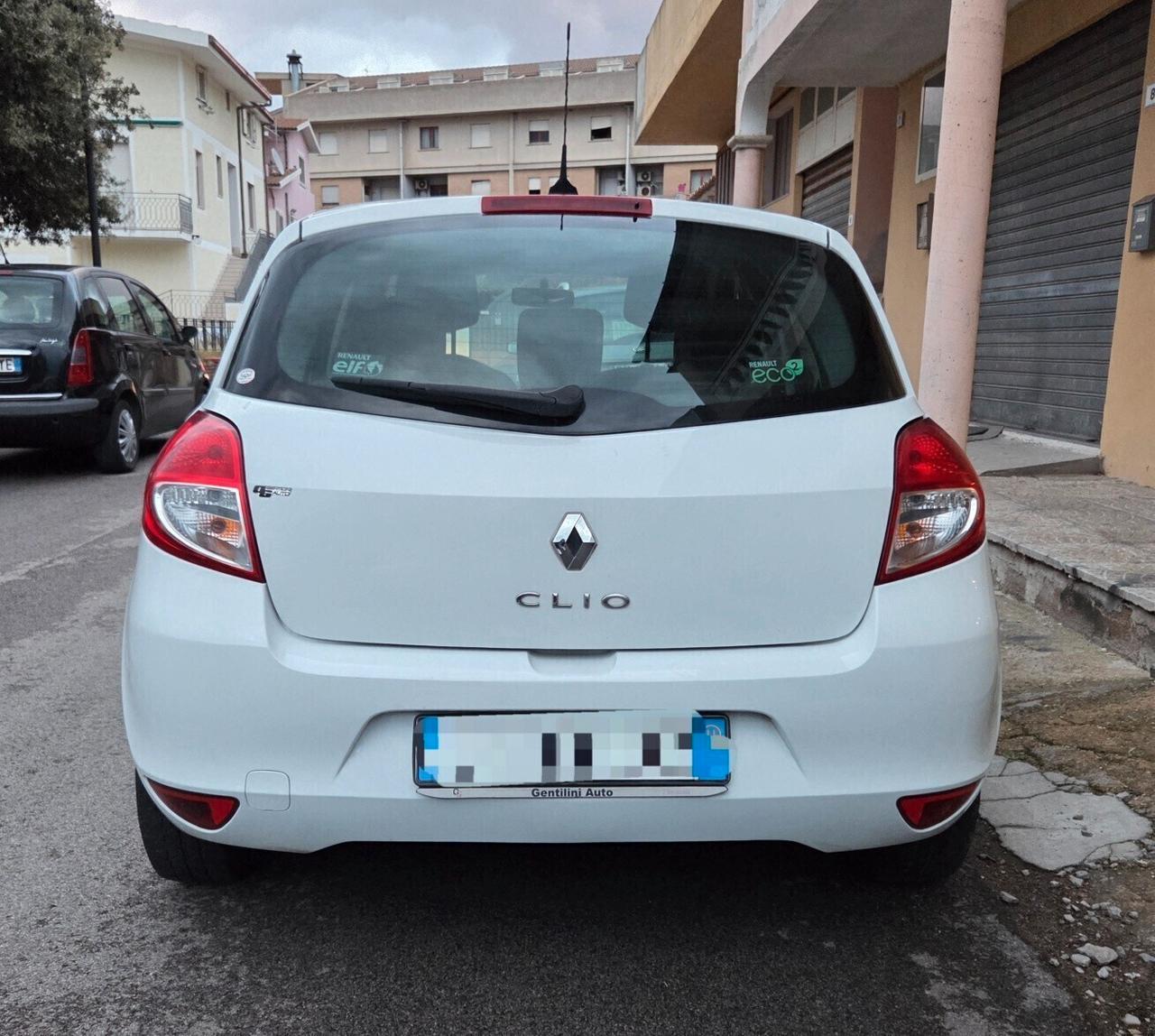 Renault Clio 1.2 16V NEOPATENTATI!!!!!