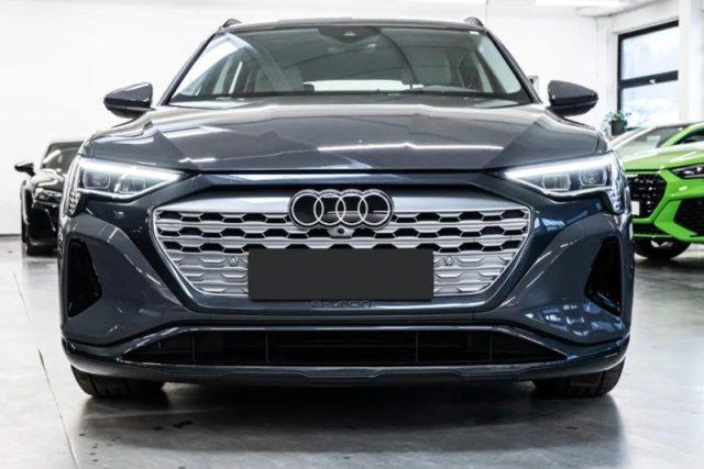 AUDI Q8 e-tron 50 quattro Business Advanced