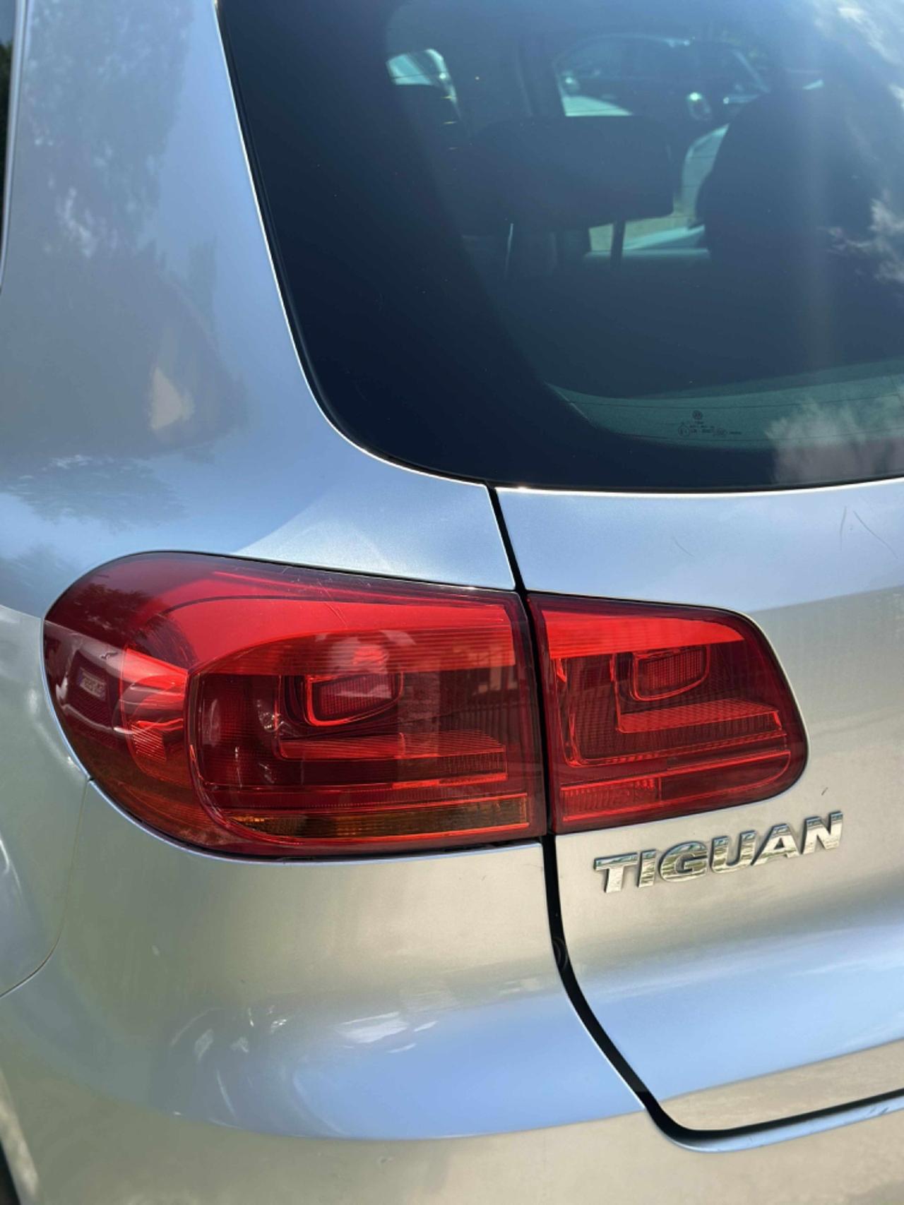 Volkswagen TIGUAN 2.0 TDI DPF 4MOTION SPORT & STYLE