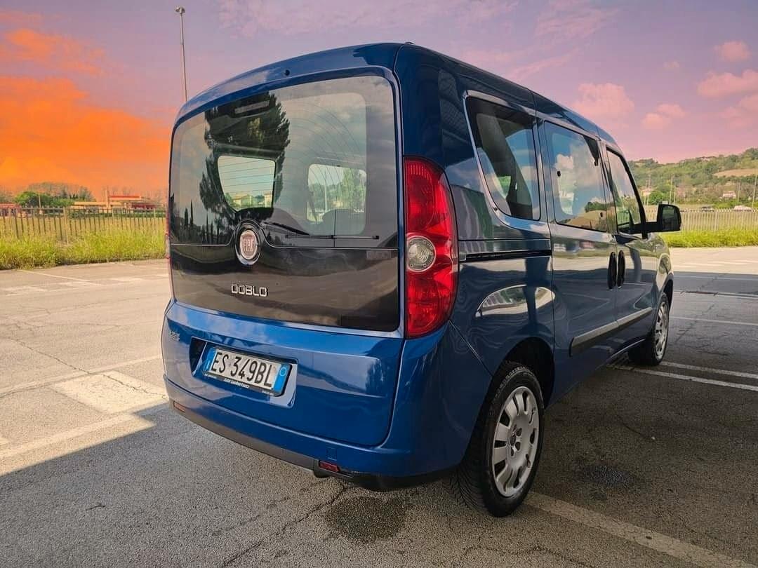Fiat Doblò 1.4 T-Jet 16V Natural Power Emotion