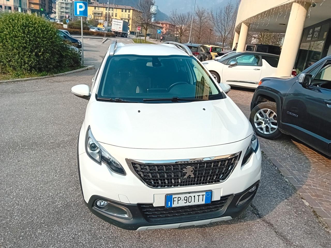 Peugeot 2008 PureTech 82 S&S Allure