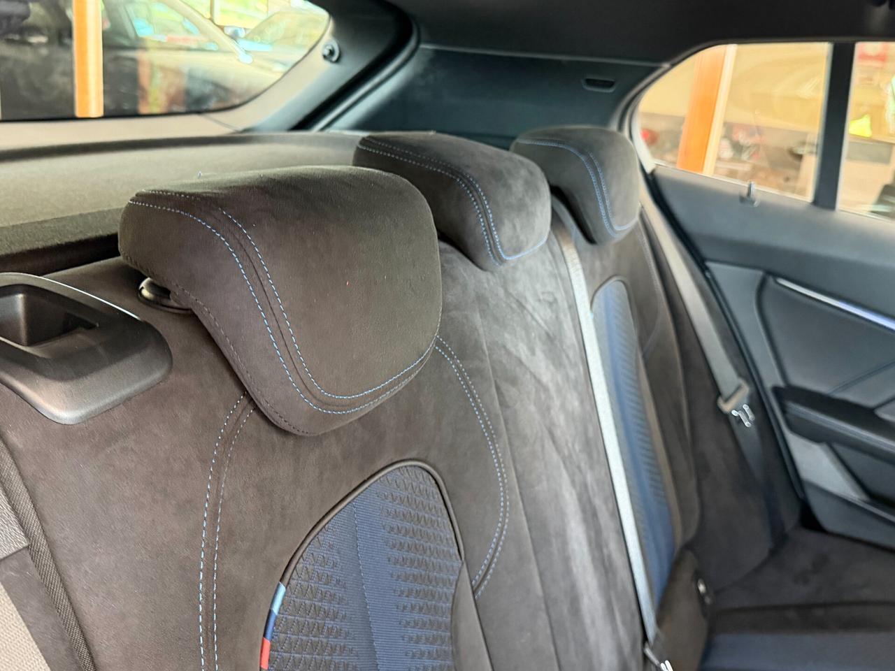 Bmw 118 D 150 cv. Auto M SPORT