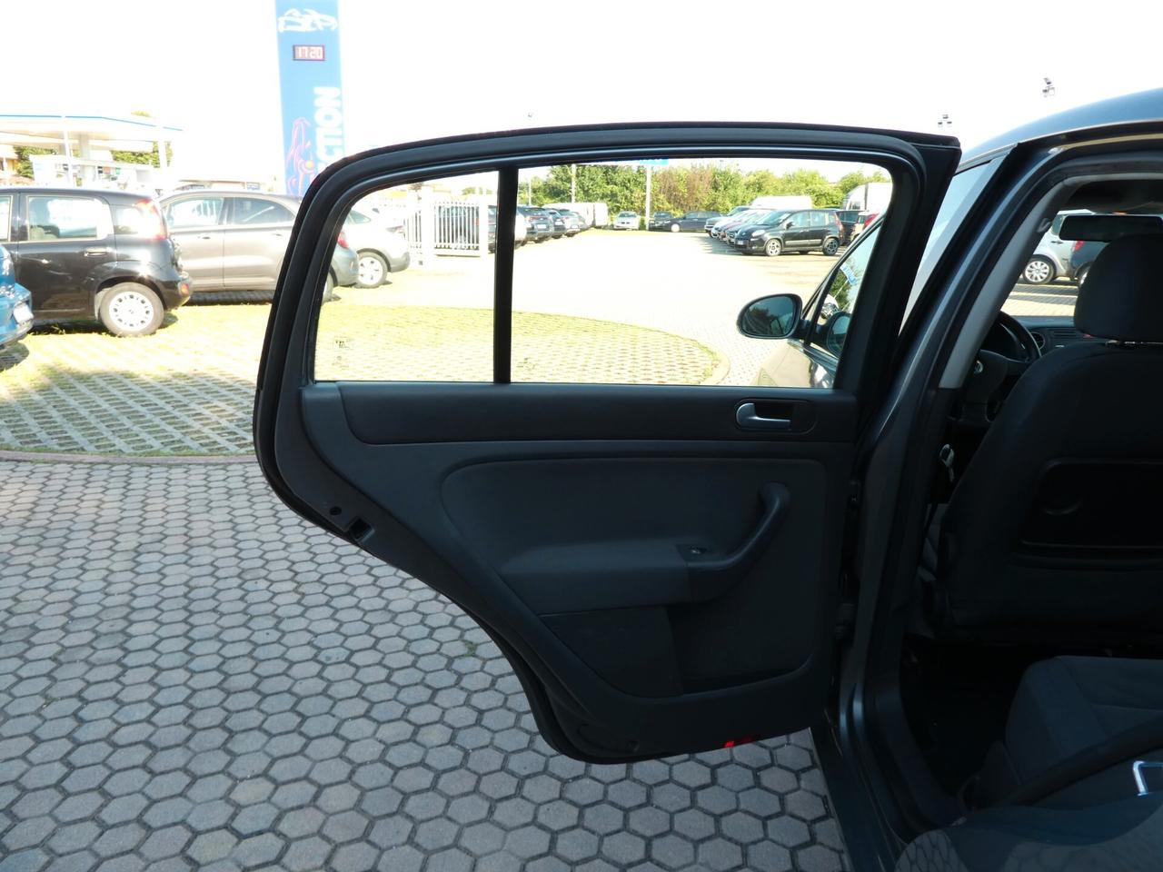 Volkswagen Golf Plus 1.6 16V FSI 5p. Sportline OK NEOPATENTATO
