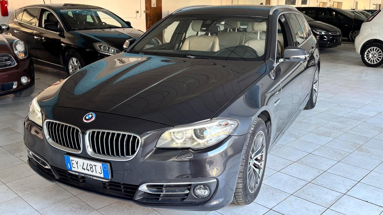 Bmw 520 520d xDrive Luxury