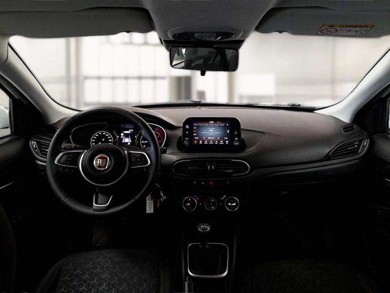 FIAT TIPO 1.6 MJT 130 CV SES CITY CROSS 5 PORTE BERLINA