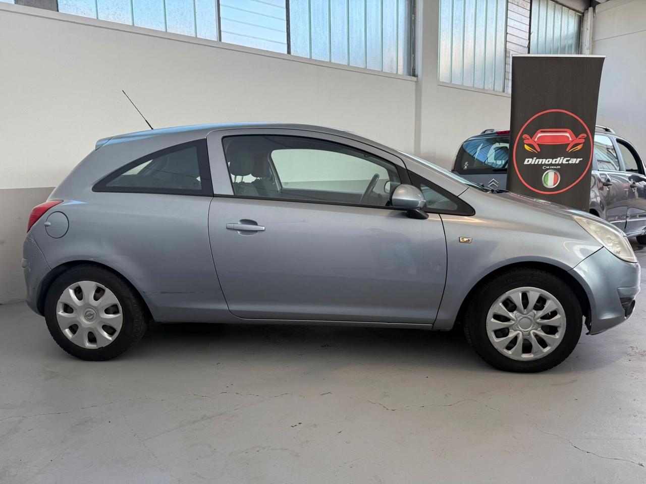 Opel Corsa 1.2 80CV 3 porte GPL-TECH Club