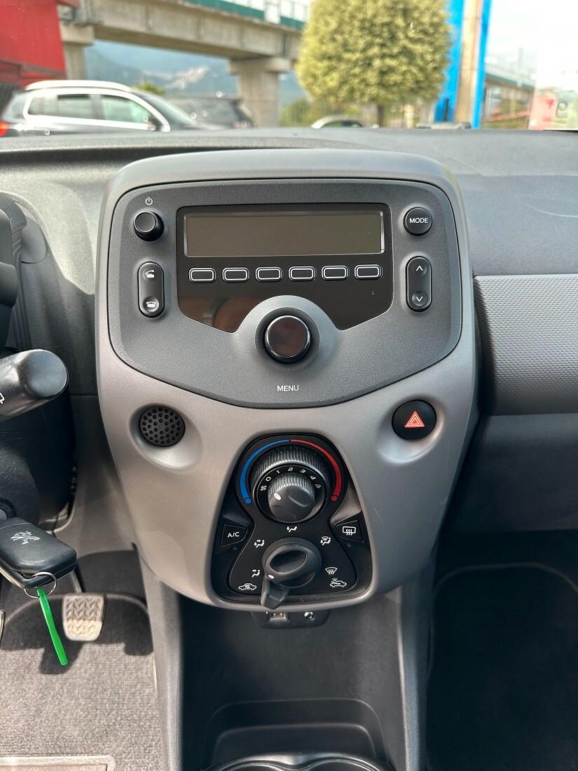 Peugeot 108 VTi 72 5 porte Active