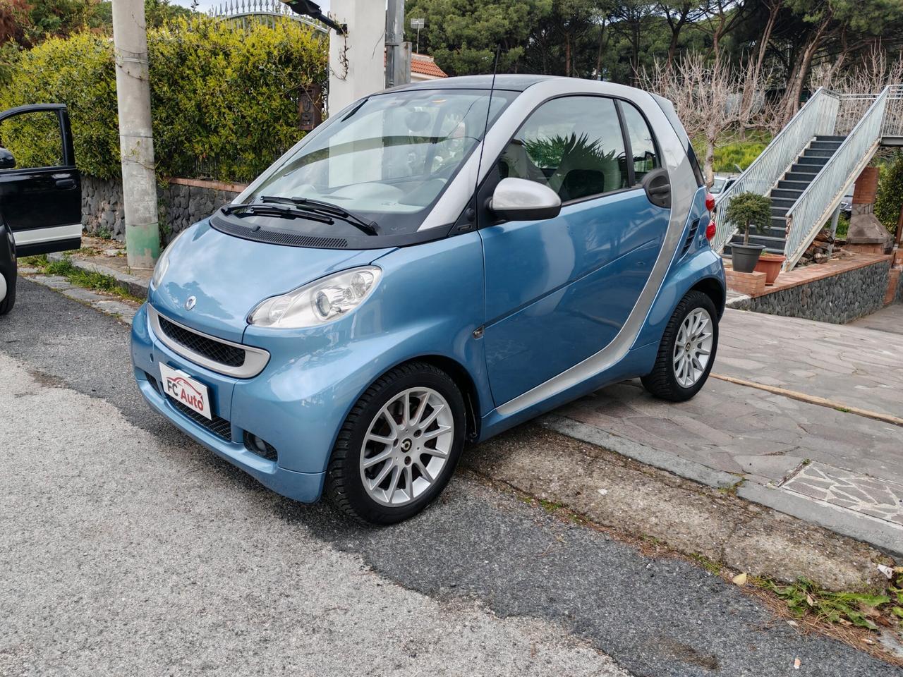 Smart ForTwo 1000 52 kW coupé passion 2011