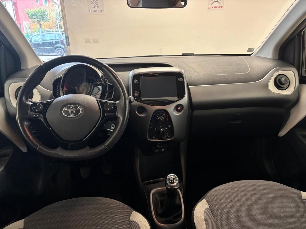 TOYOTA AYGO ANNO 2019 BZ 1.0 ADATTA NEOPATENTATI KM 48 MILA