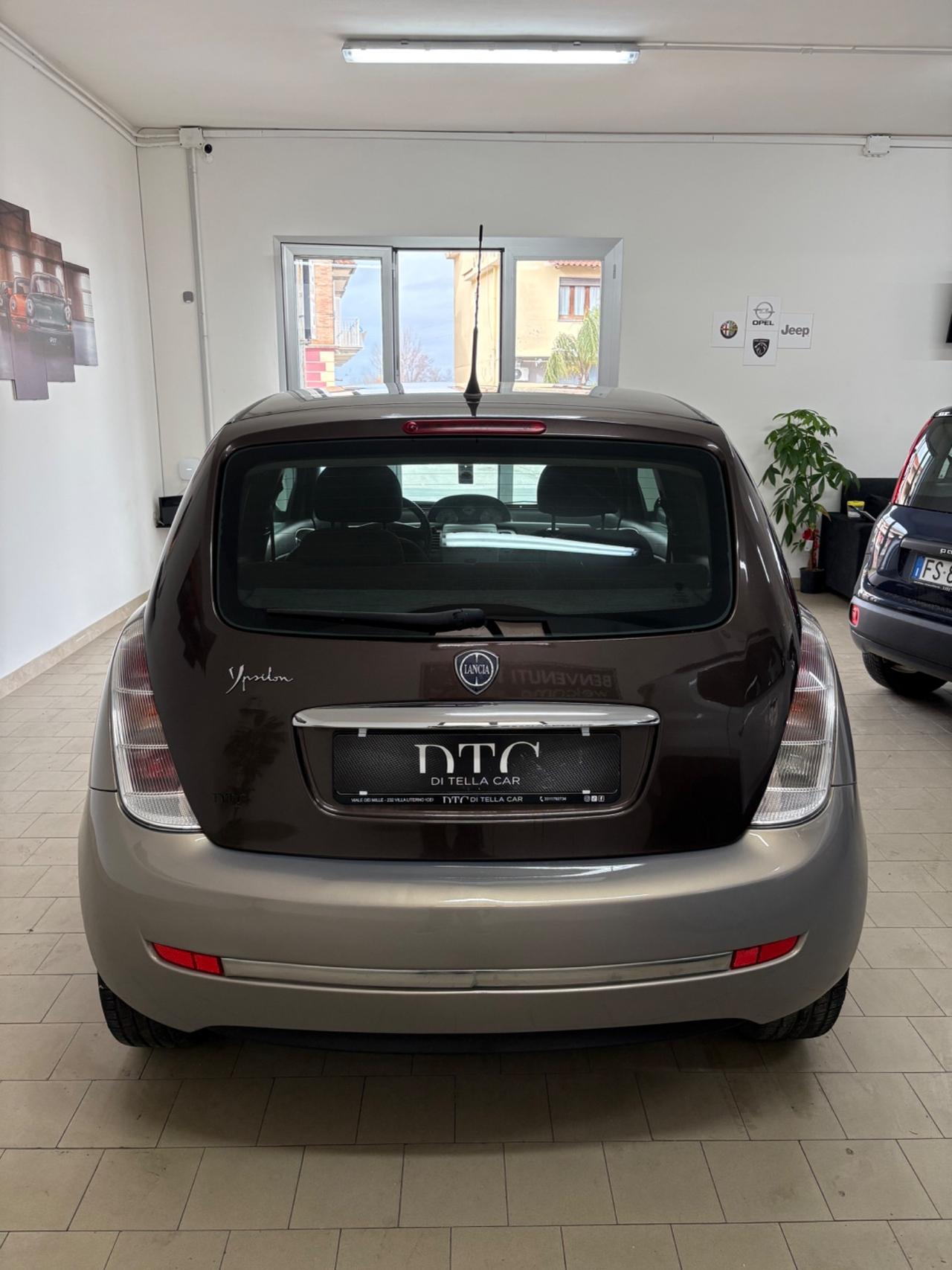 Lancia Ypsilon 1.3 MJT 75 CV
