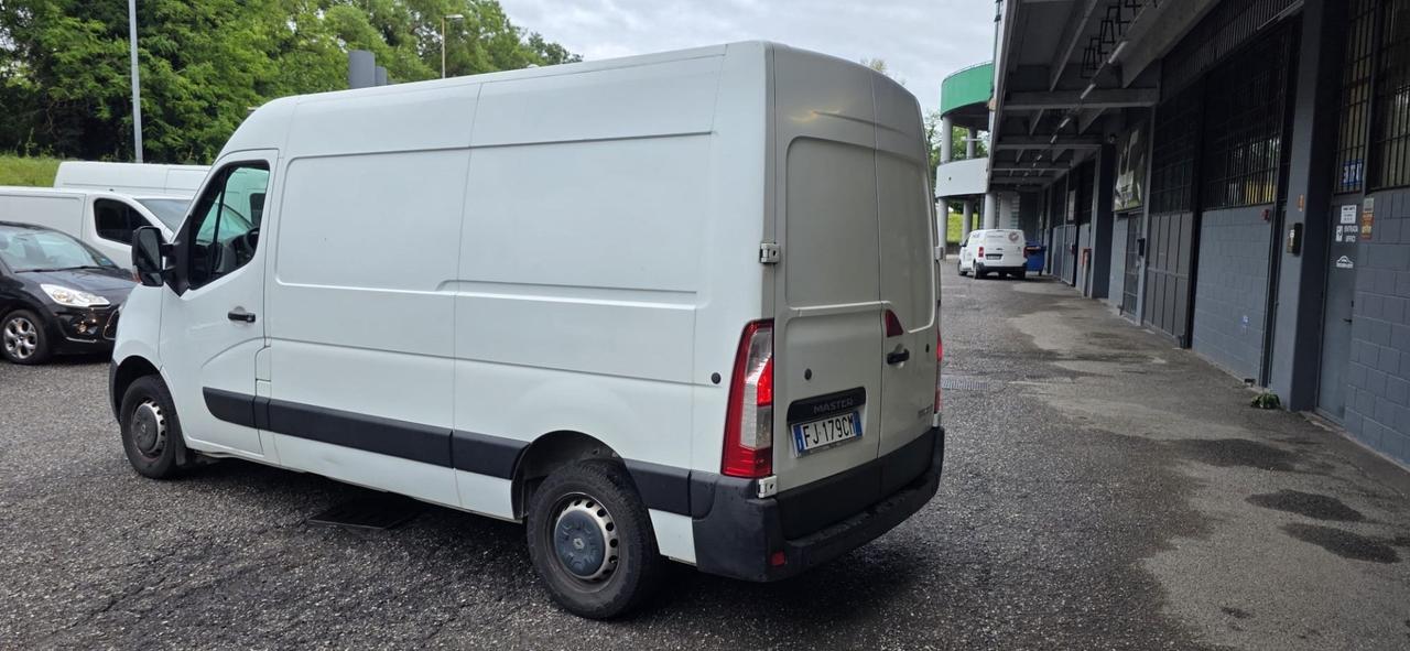 Renault Master 2.3Dci
