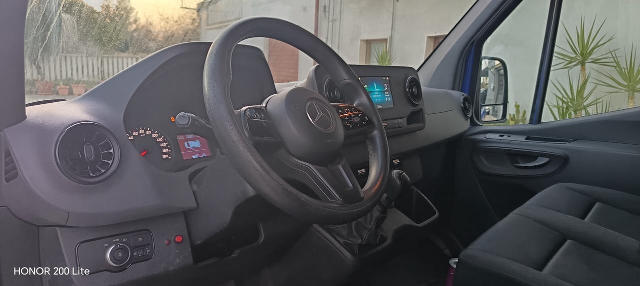 MERCEDES Sprinter 311 2.1 cdi F 39/33 fwd H2 my20