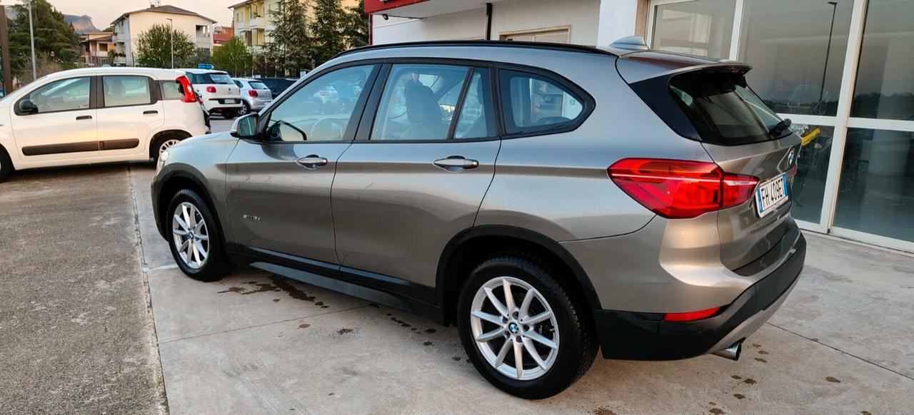 Bmw X1 sDrive18d Business