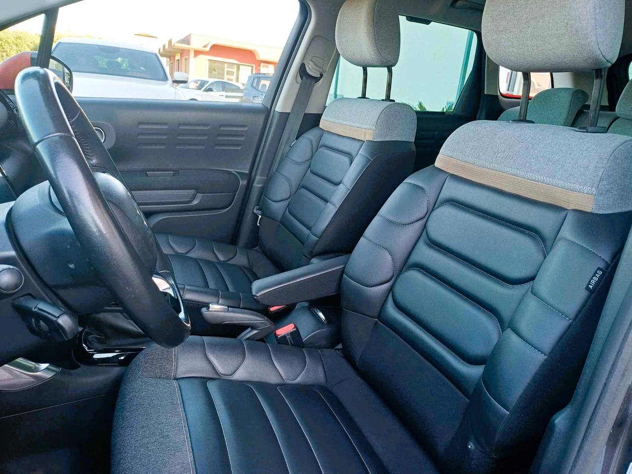 Citroen C3 Aircross BlueHDi 120 S&S EAT6 Shine Pack