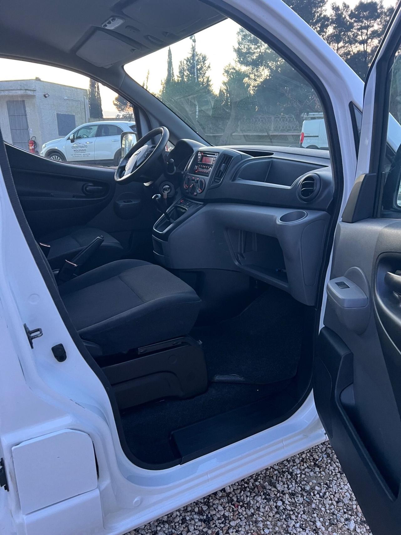 Nissan nv 200 1.5 diesel 2017 doppia porta