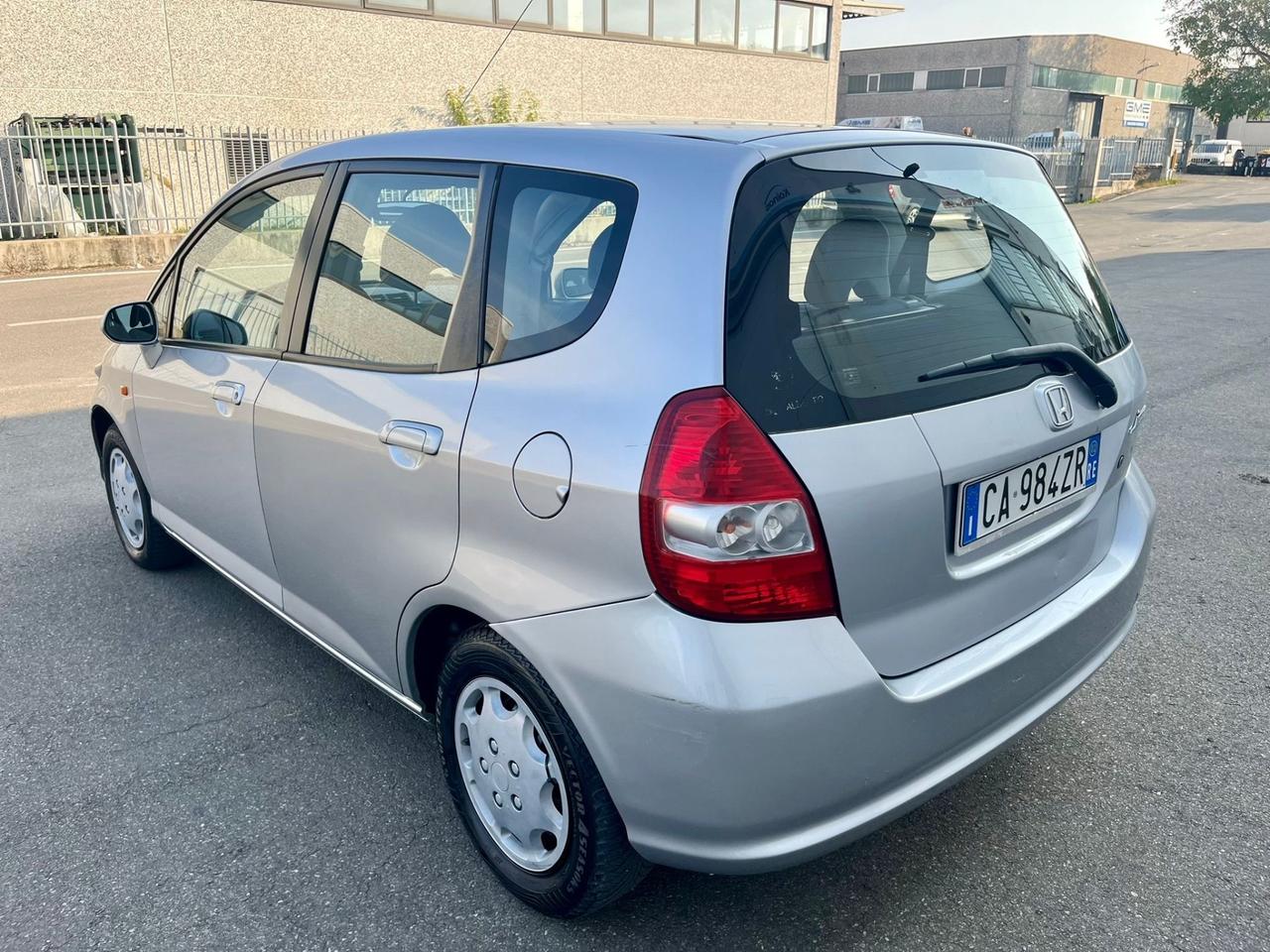 Honda Jazz 1.2benz 2002 86.000km perfetta per neopatentati