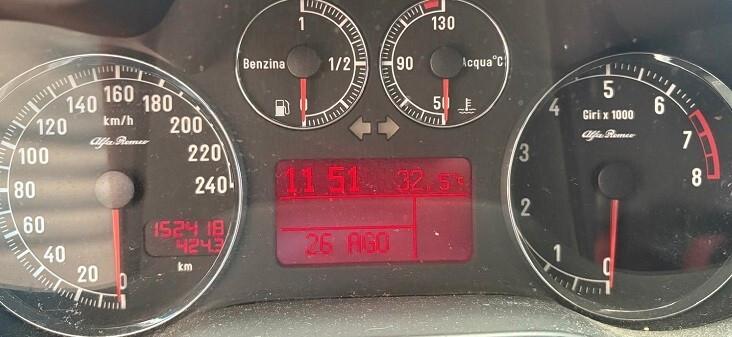 ALFA ROMEO 147 serie2 benz.1.6 CV 105 Km 152.418 certificati PER NEOPATENTATI