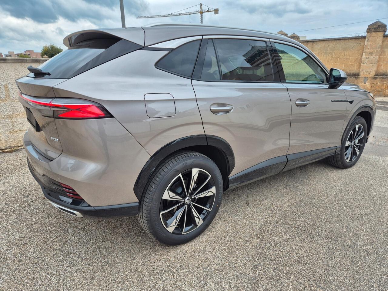 HS 1.5 Comfort 224CV FULL HYBRID