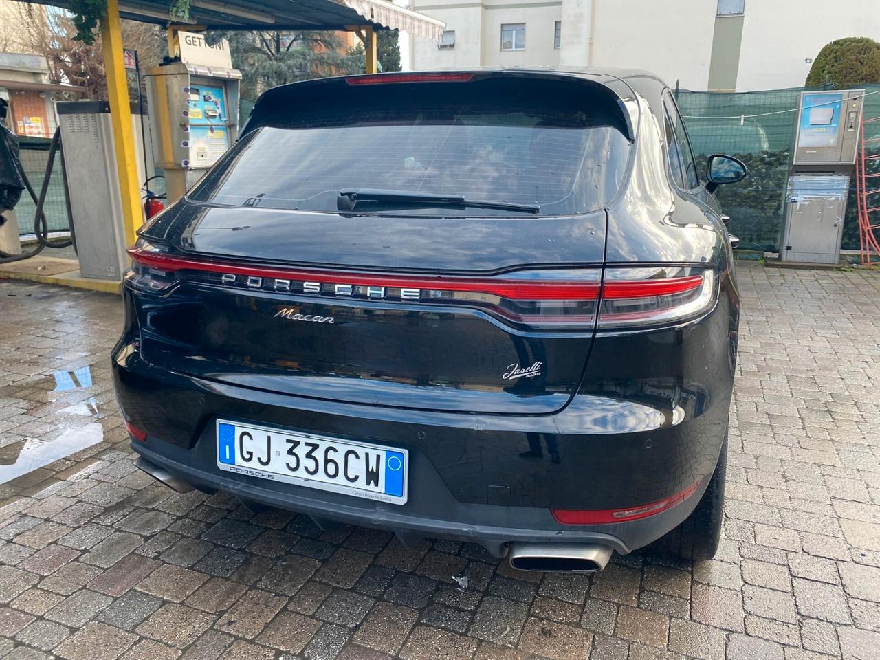Porsche Macan 2.0 pdk con tetto panoramico