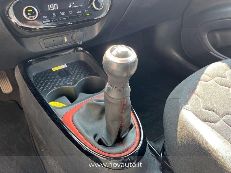 Toyota Aygo X 1.0B (72 CV) Lounge
