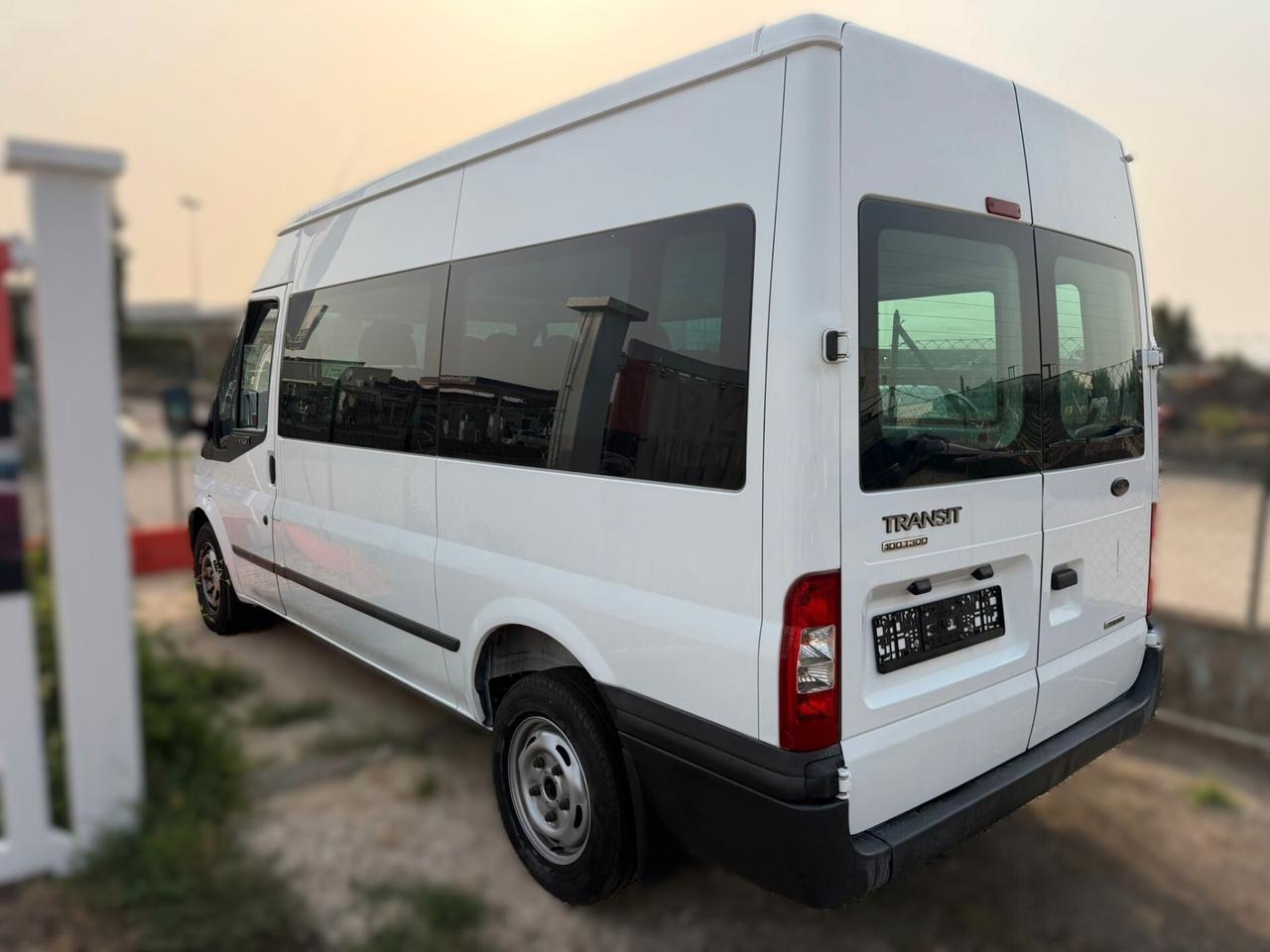 Ford Transit 2013 330M 2.2 TDCi/100 9 posti