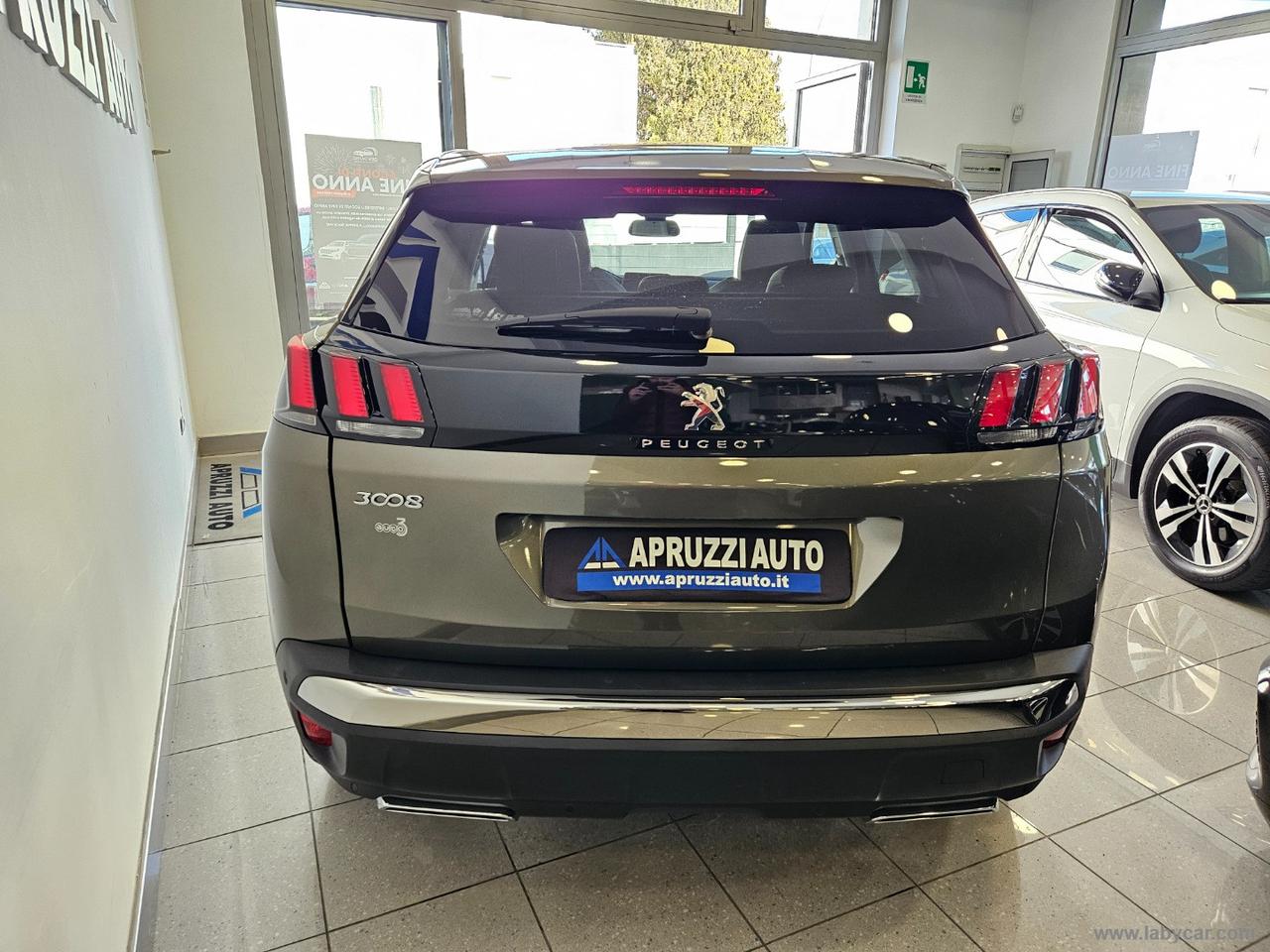 PEUGEOT 3008 BlueHDi 130 S&S EAT8 Allure