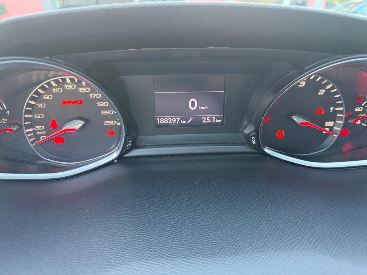 Peugeot 308 1.6 e-HDi 115 CV Stop&Start Active