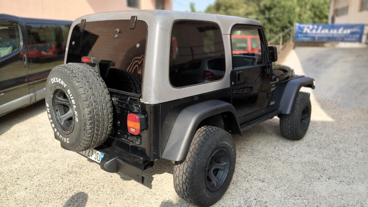 Jeep Wrangler 4.0 Sport ASI 4 posti