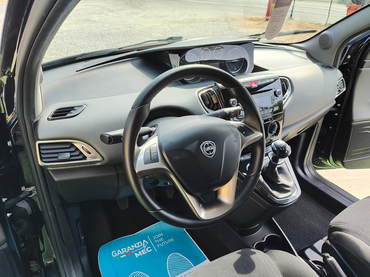 LANCIA YPSILON 1.2 GPL NEOPATENTATI