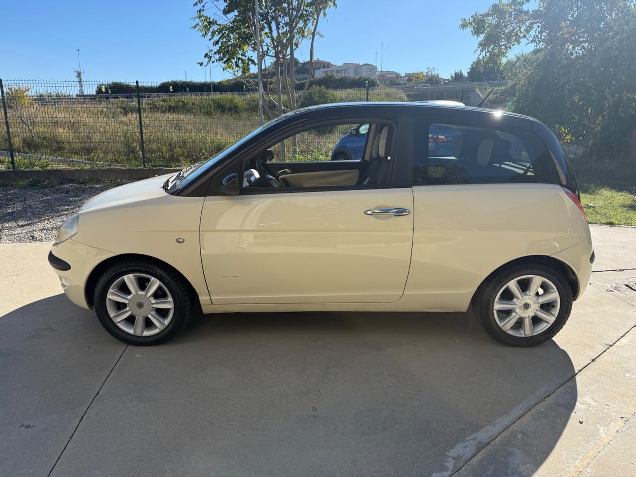 Lancia Ypsilon 1.2 Oro