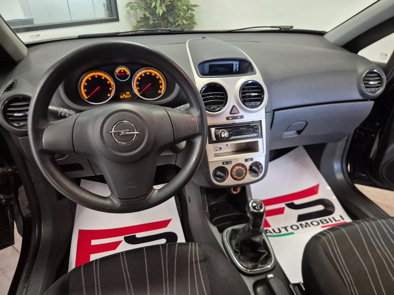 Opel Corsa 1.2 3 porte Sport