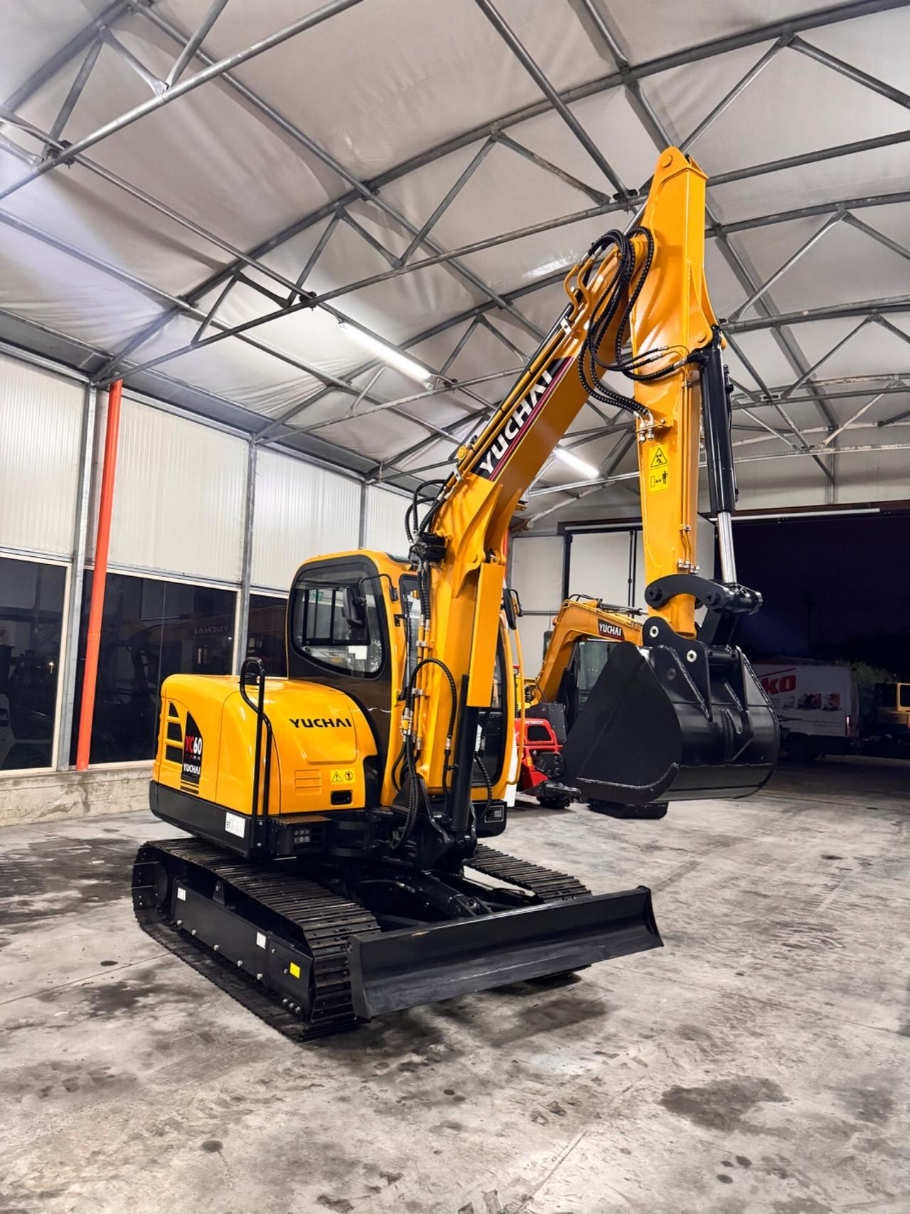 Miniescavatore Yuchai YC60 nuovo