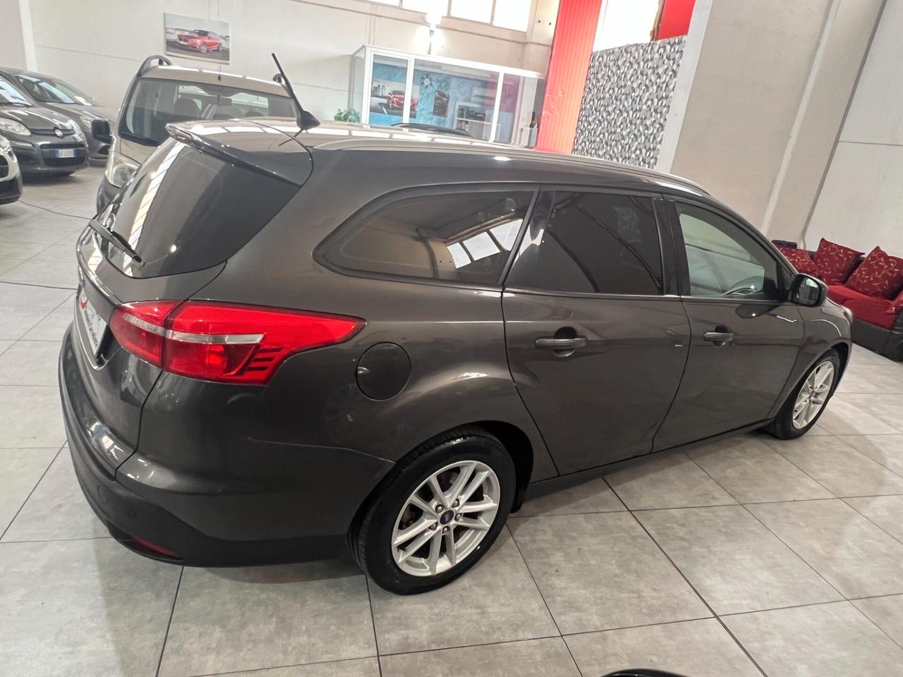 Ford Focus 1.5 120 CV - Powershift Titanium -2018