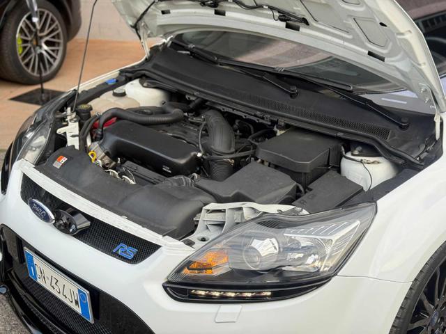 FORD Focus 2.5T (305CV) 3p. RS