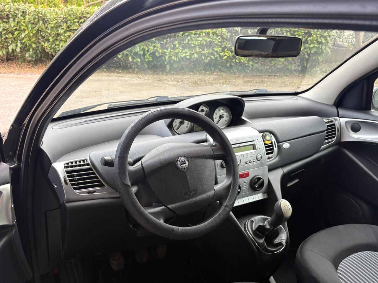 Lancia Ypsilon 1.3 MJT 90 CV Oro Giallo