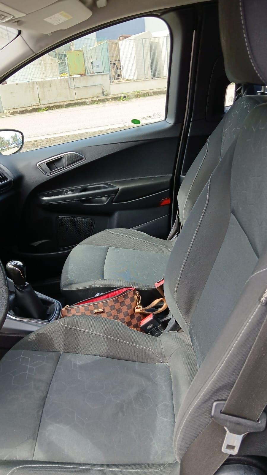 Ford B-Max 1.6 TDCi 95 CV Business