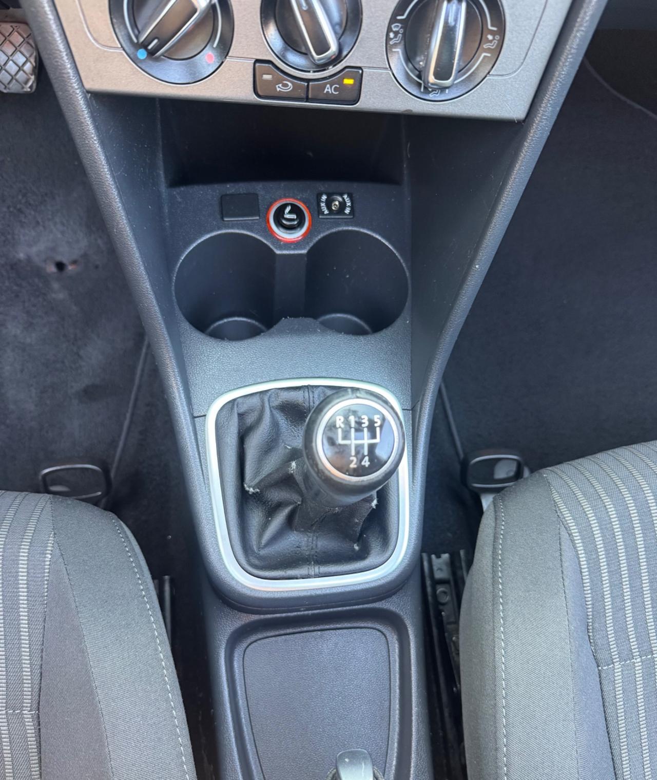 Volkswagen Polo Tetto apribile neopatentati