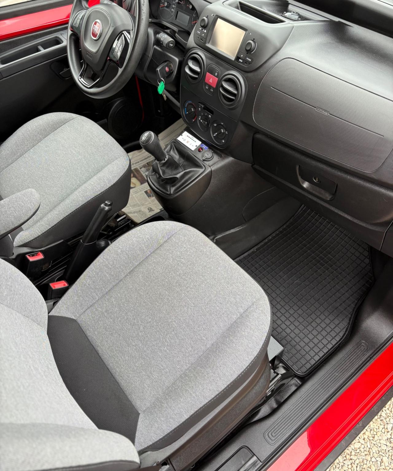 Fiat Fiorino 1.3 MJT 95CV Combinato Adventure M1