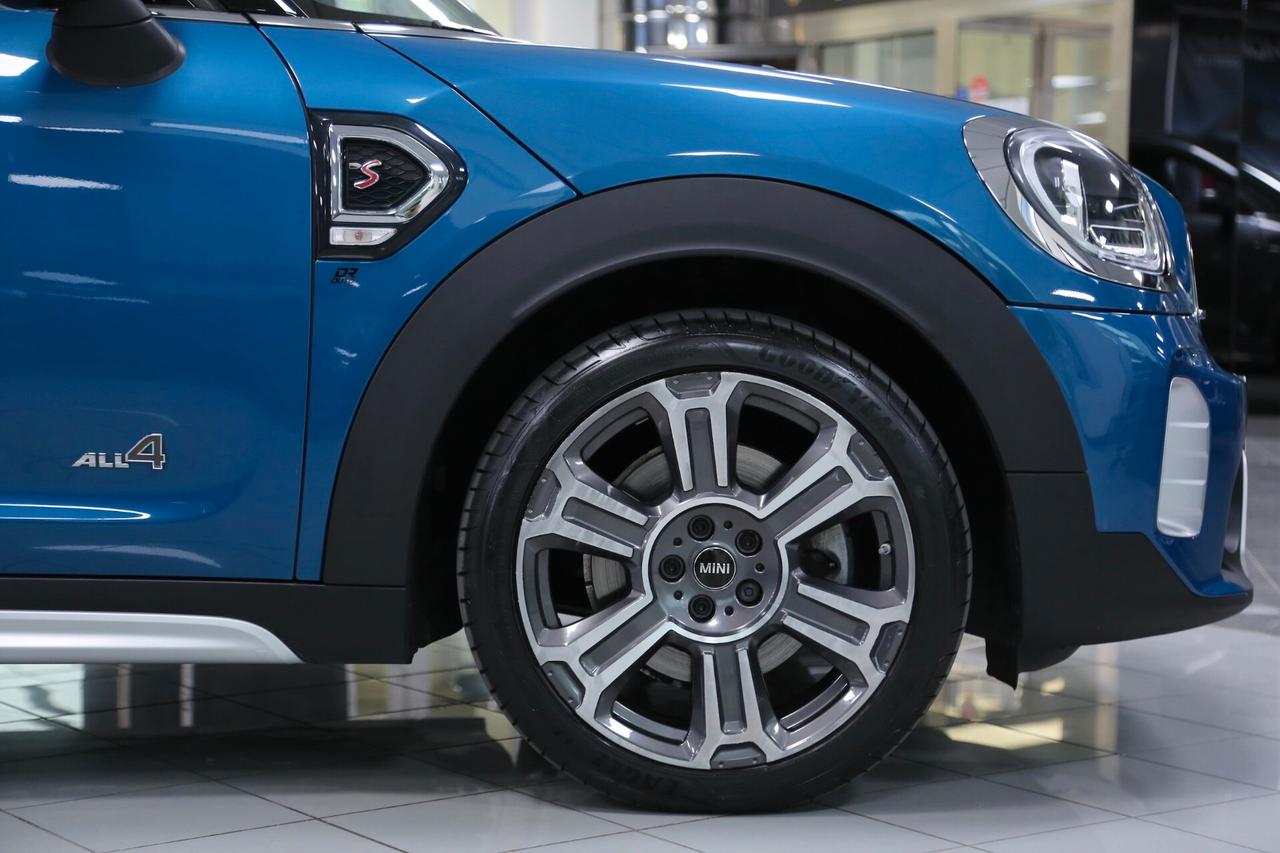 Mini Countryman Cooper SD ALL4 Yours auto