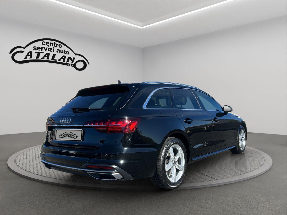 AUDI - A4 Avant - 30 TDI/136CV S tronic S LINE