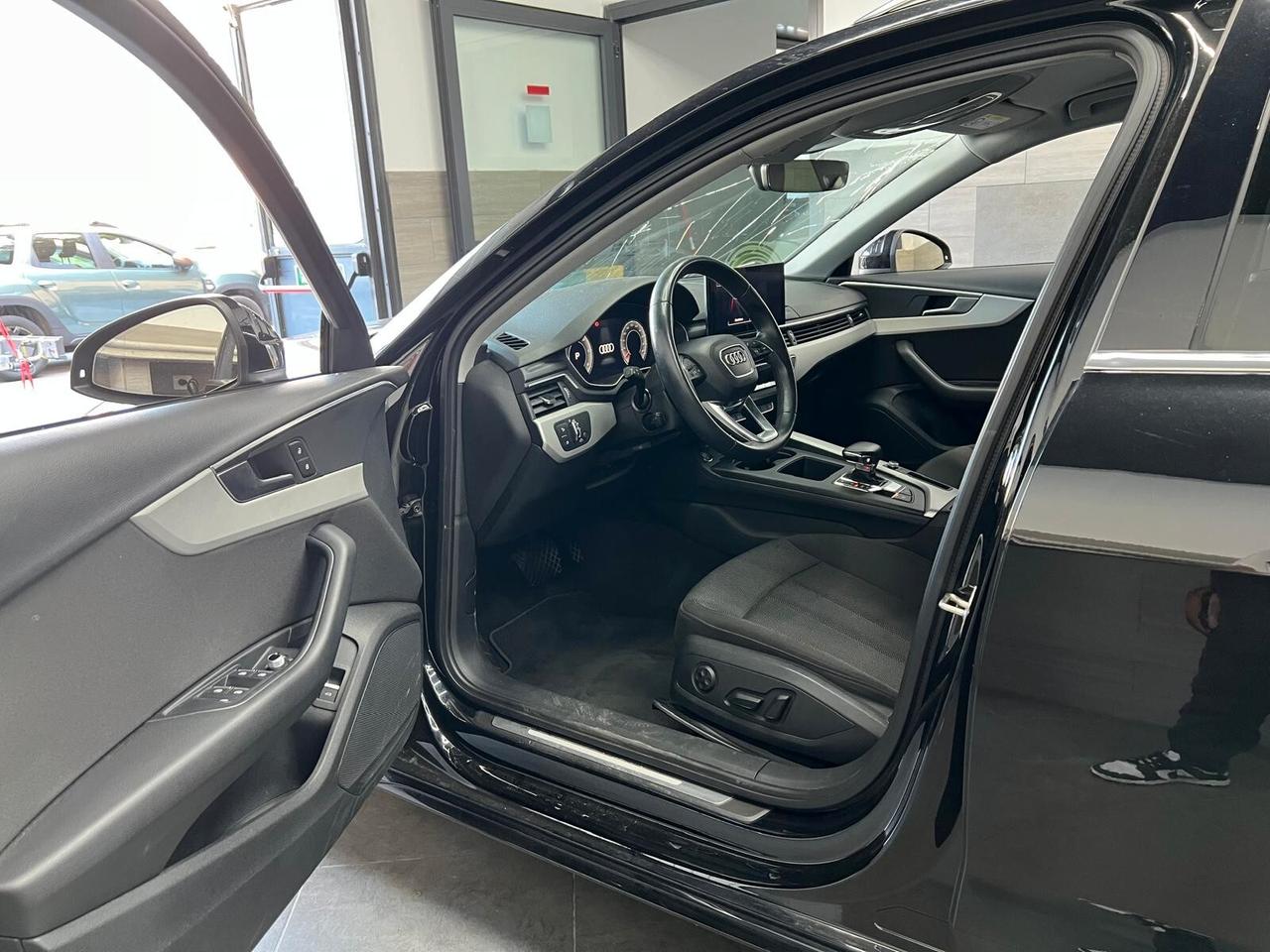 Audi A4 40 TDI S tronic line edition